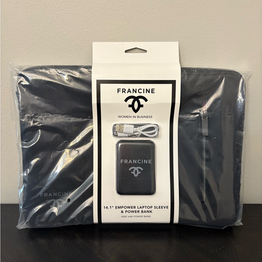 Francine 14.1" Empower Laptop Sleeve & Power Bank - Black - Brand New